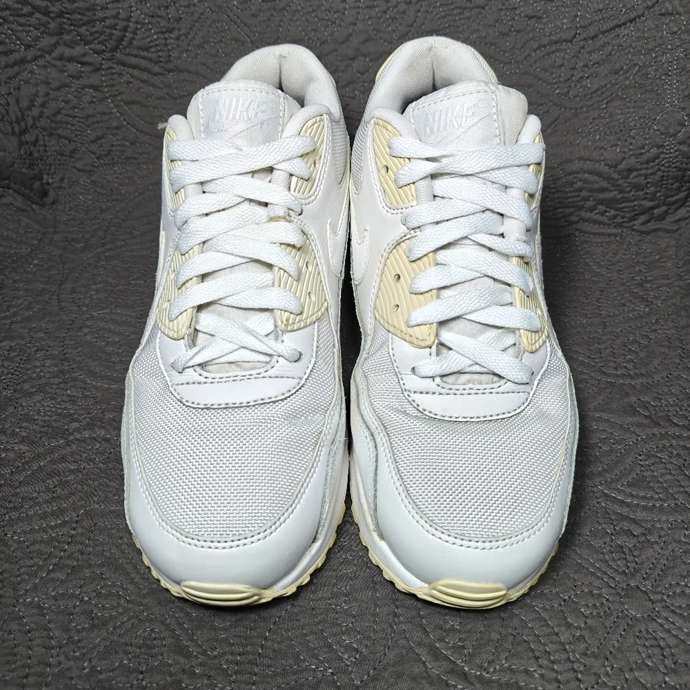 Nike Air Max 90 Retro Athletic White Sneakers Men's Shoe Size 8